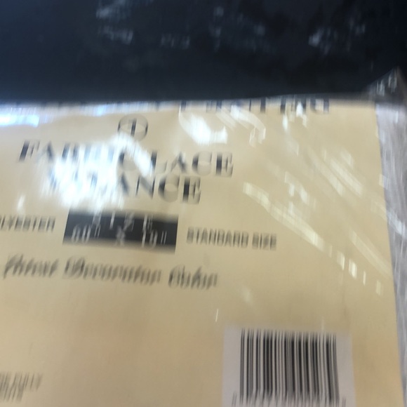 Fabric lace valance - Picture 4 of 4